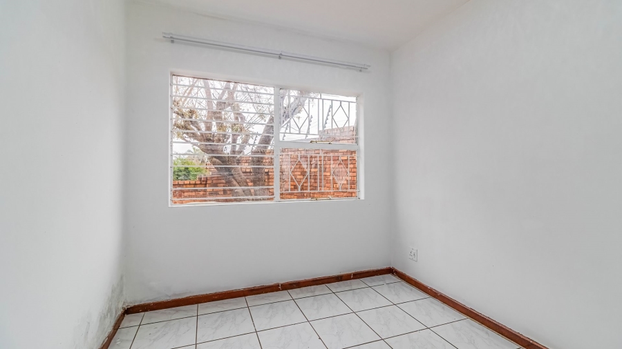 2 Bedroom Property for Sale in Bruma Gauteng