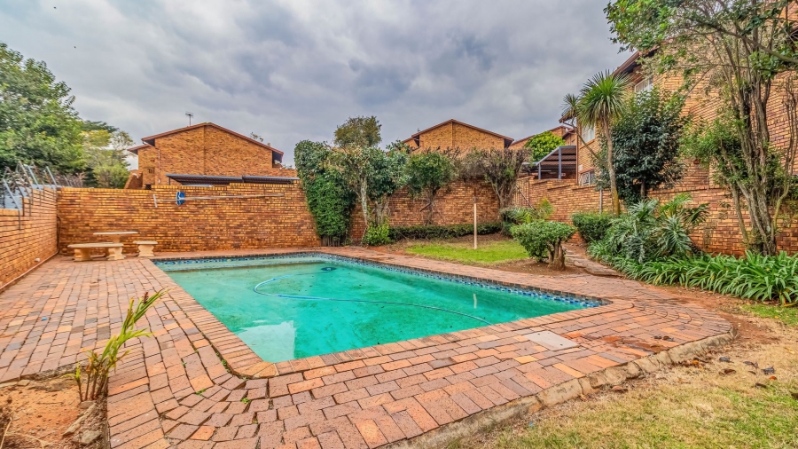 2 Bedroom Property for Sale in Bruma Gauteng