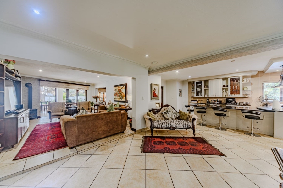 4 Bedroom Property for Sale in Silver Lakes Golf Estate Gauteng