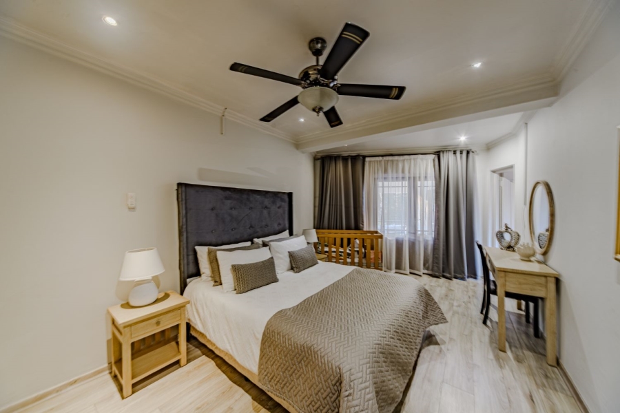 4 Bedroom Property for Sale in Silver Lakes Golf Estate Gauteng