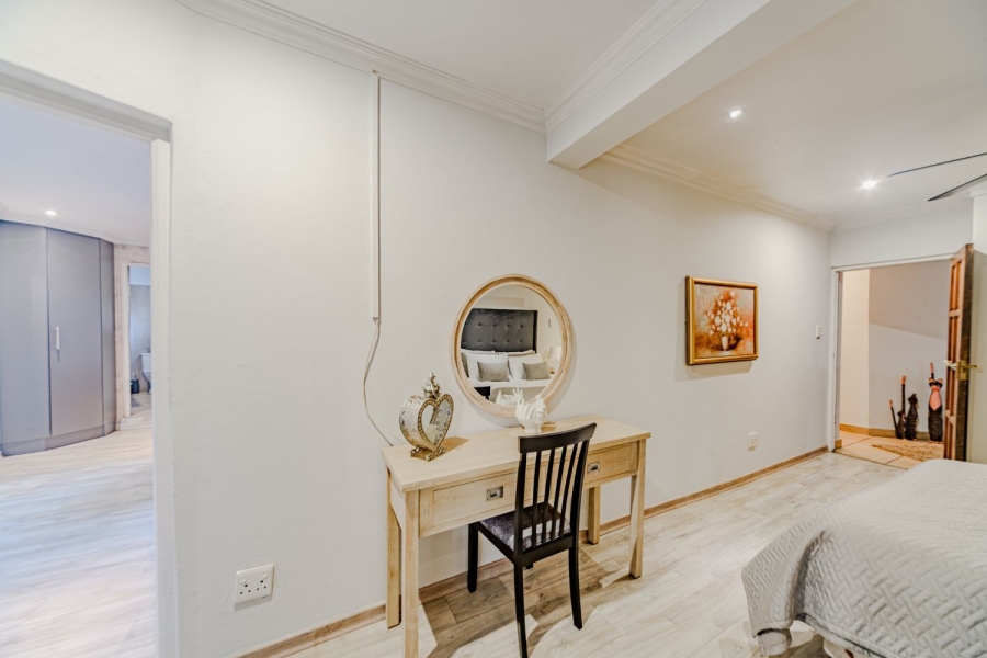 4 Bedroom Property for Sale in Silver Lakes Golf Estate Gauteng