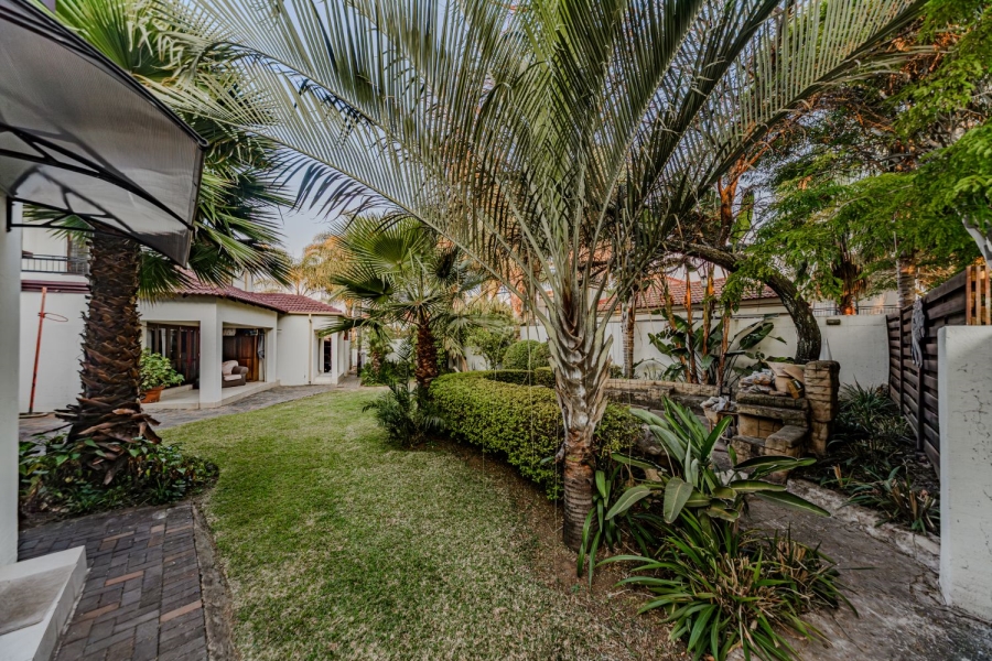 4 Bedroom Property for Sale in Silver Lakes Golf Estate Gauteng