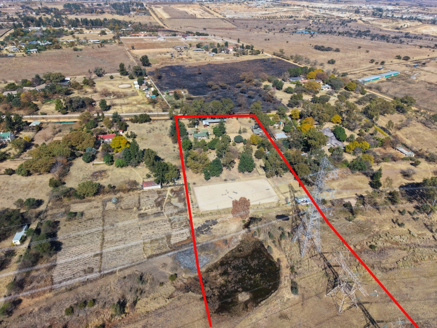 4 Bedroom Property for Sale in Laezonia Gauteng