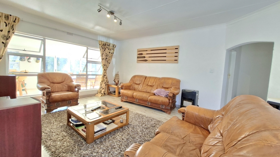 4 Bedroom Property for Sale in Gallo Manor Gauteng