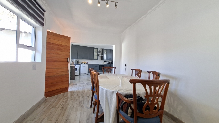 4 Bedroom Property for Sale in Gallo Manor Gauteng