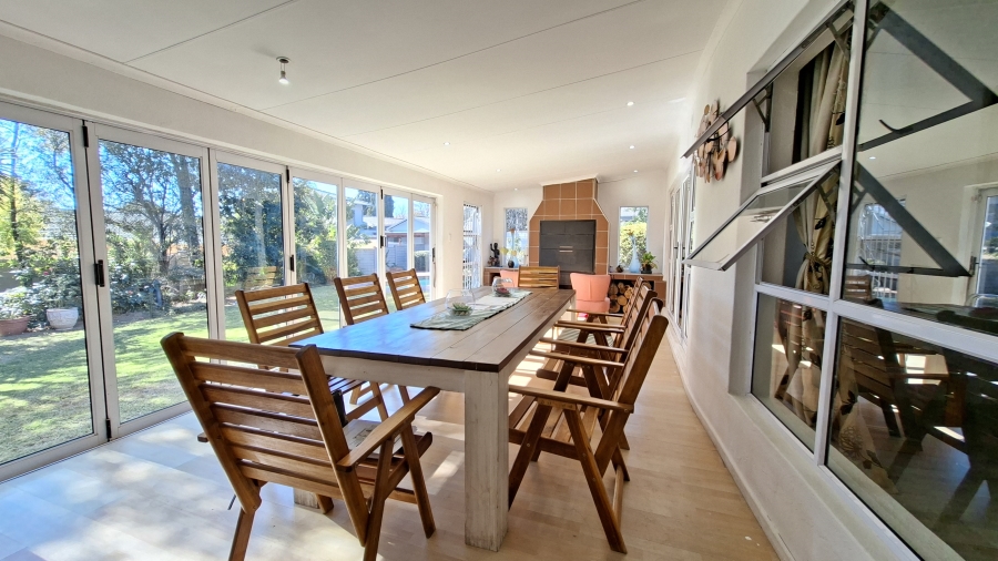 4 Bedroom Property for Sale in Gallo Manor Gauteng