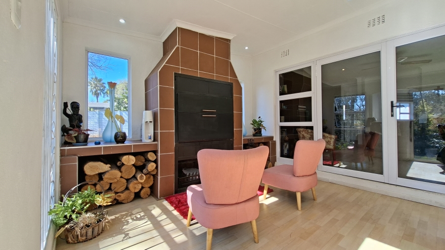 4 Bedroom Property for Sale in Gallo Manor Gauteng