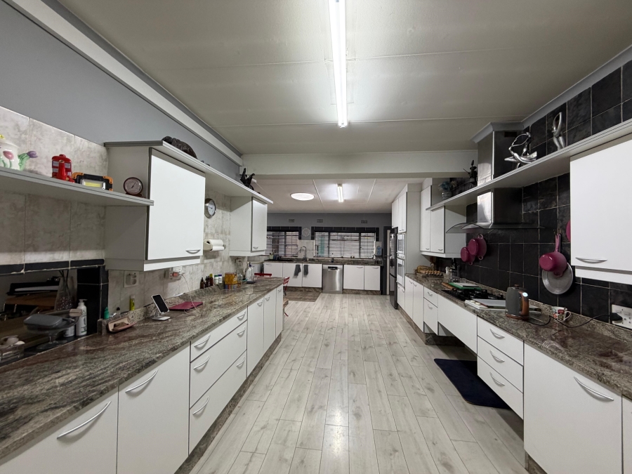 4 Bedroom Property for Sale in Alewynspoort Gauteng
