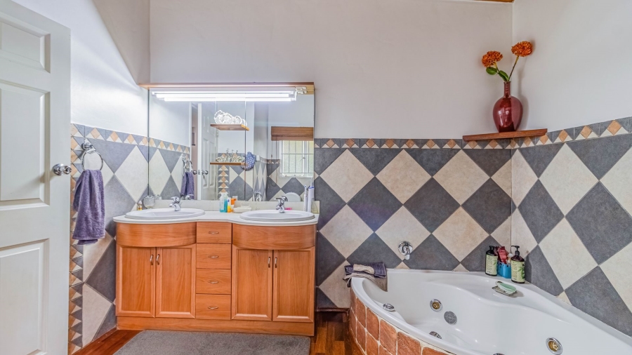 4 Bedroom Property for Sale in Alewynspoort Gauteng