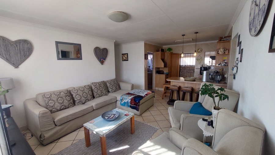 2 Bedroom Property for Sale in Eike Park Gauteng