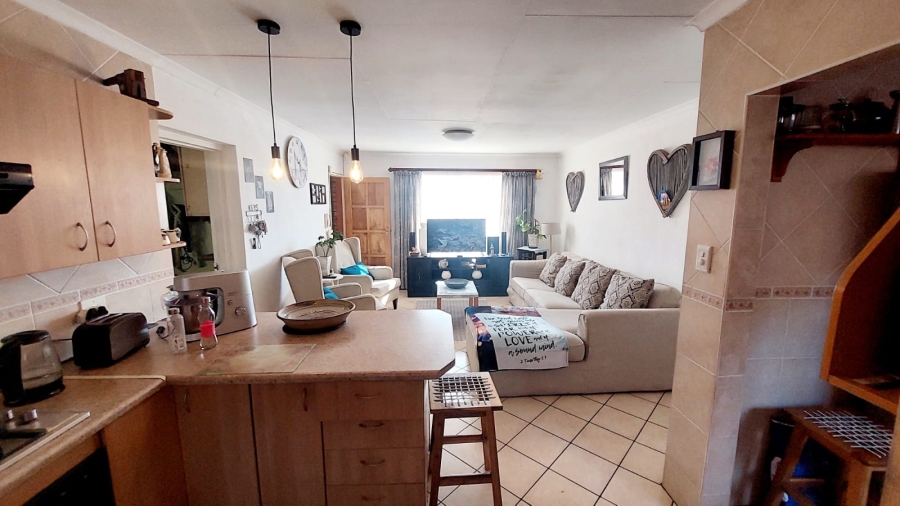 2 Bedroom Property for Sale in Eike Park Gauteng