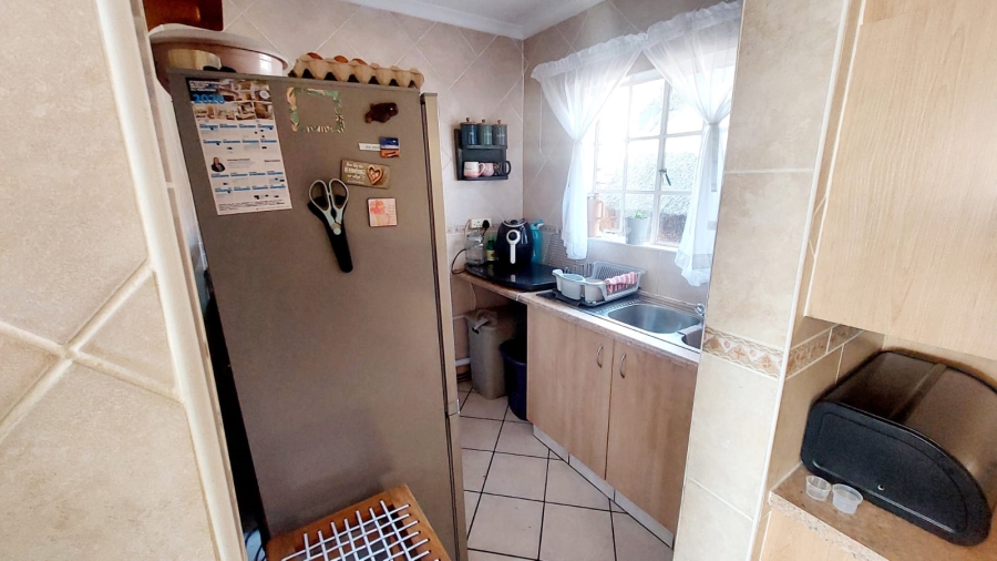 2 Bedroom Property for Sale in Eike Park Gauteng