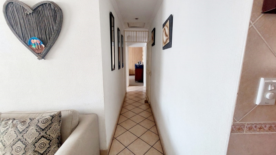 2 Bedroom Property for Sale in Eike Park Gauteng