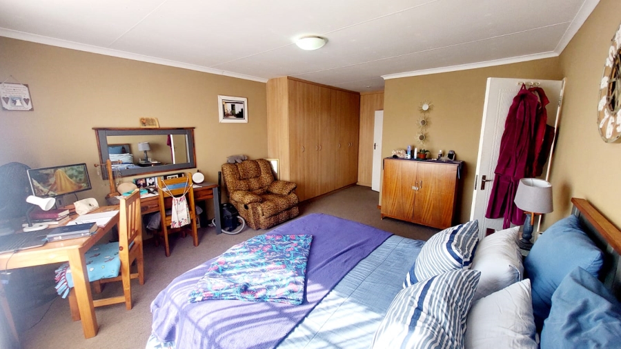 2 Bedroom Property for Sale in Eike Park Gauteng
