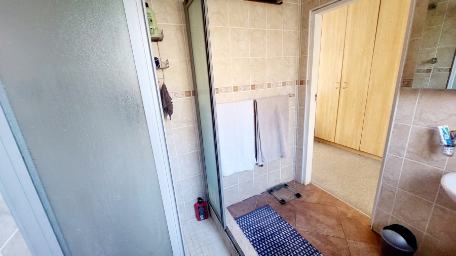 2 Bedroom Property for Sale in Eike Park Gauteng