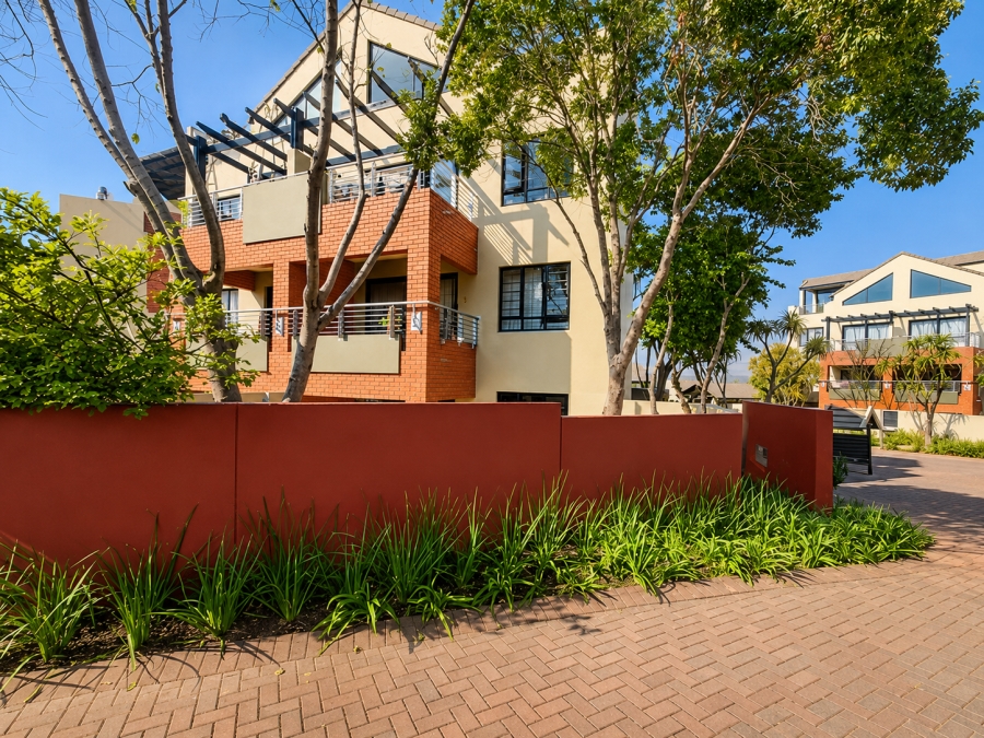 1 Bedroom Property for Sale in Lonehill Gauteng