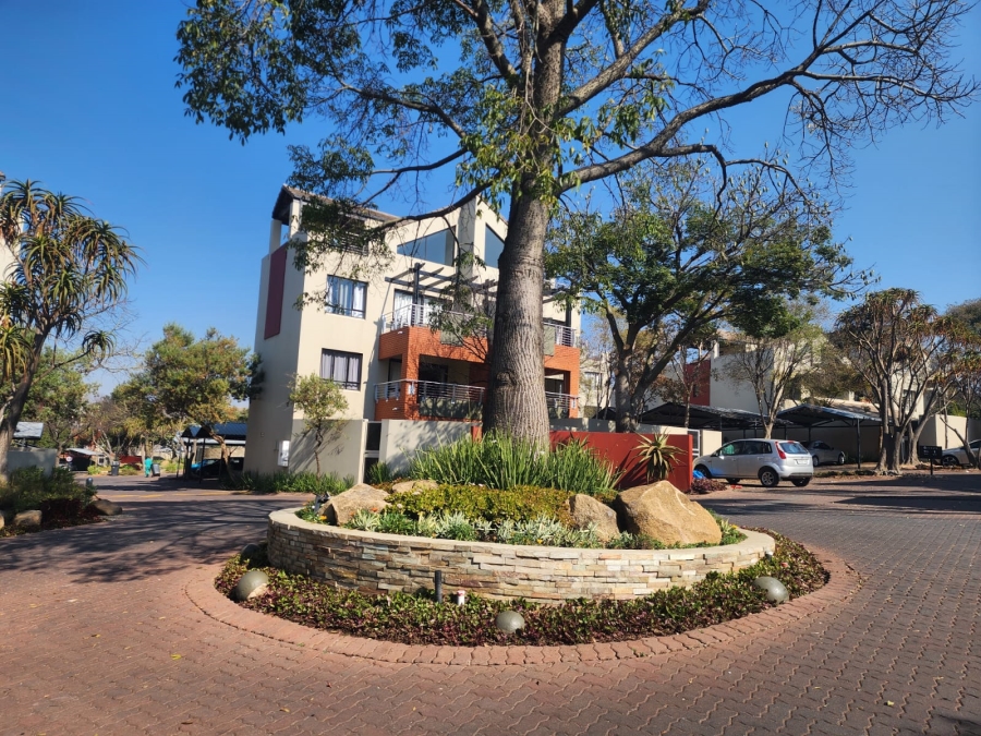 1 Bedroom Property for Sale in Lonehill Gauteng