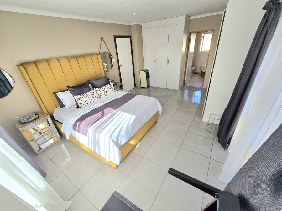 3 Bedroom Property for Sale in Halfway Gardens Gauteng