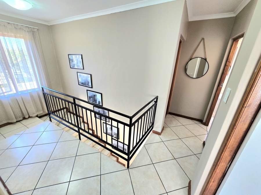 3 Bedroom Property for Sale in Halfway Gardens Gauteng