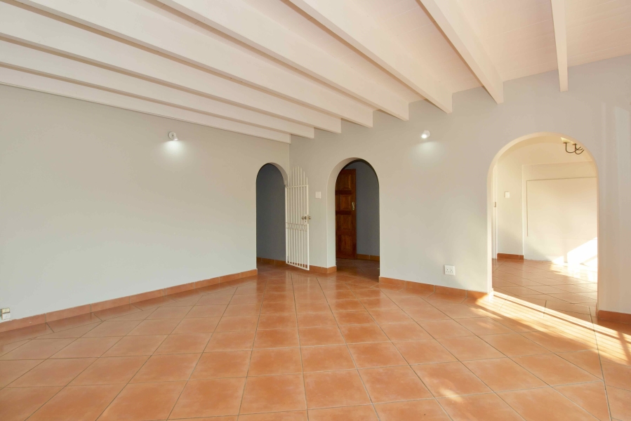 8 Bedroom Property for Sale in Eldoraigne Gauteng