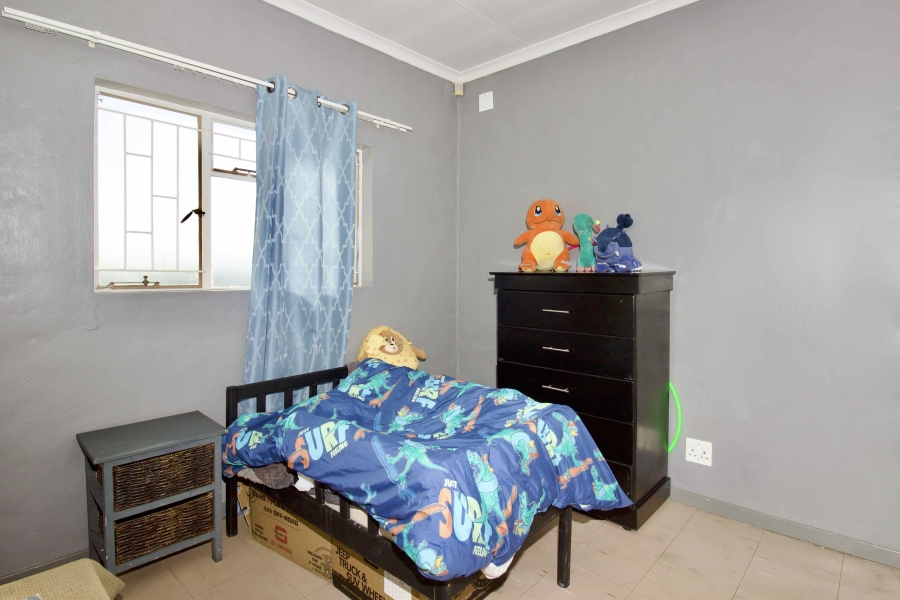 8 Bedroom Property for Sale in Eldoraigne Gauteng