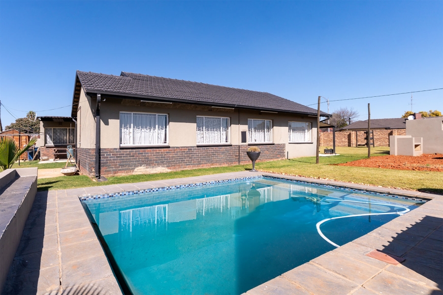 3 Bedroom Property for Sale in Dal Fouche Gauteng