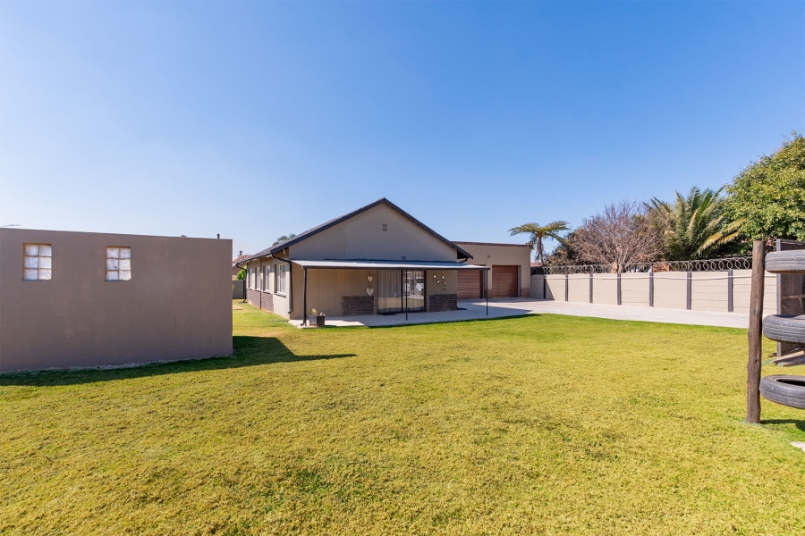 3 Bedroom Property for Sale in Dal Fouche Gauteng
