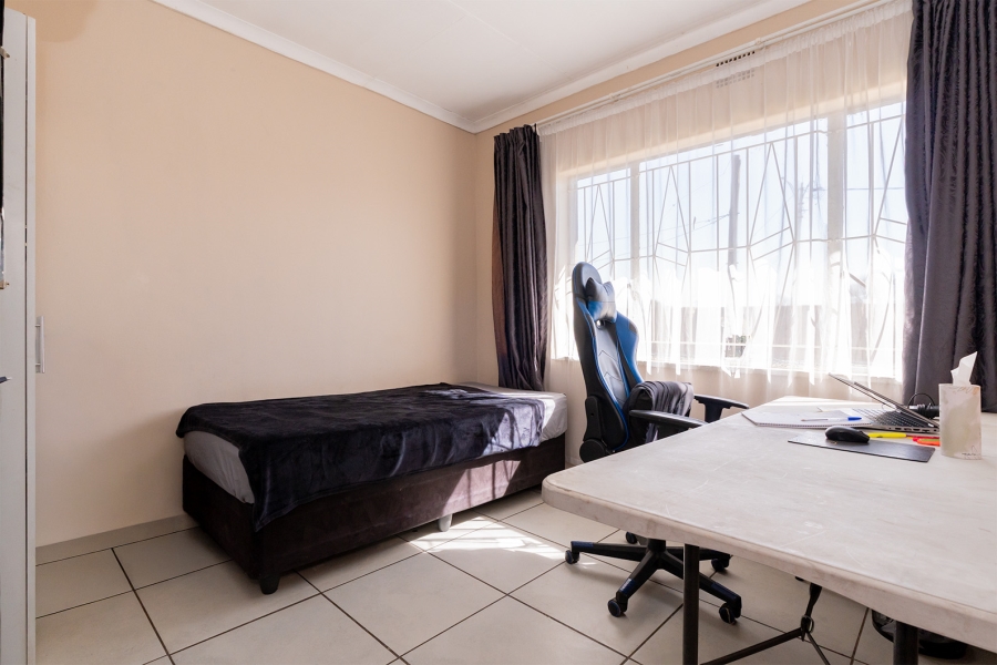3 Bedroom Property for Sale in Dal Fouche Gauteng