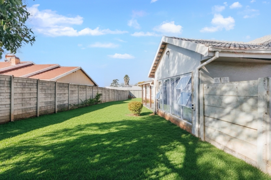 3 Bedroom Property for Sale in Ontdekkerspark Gauteng