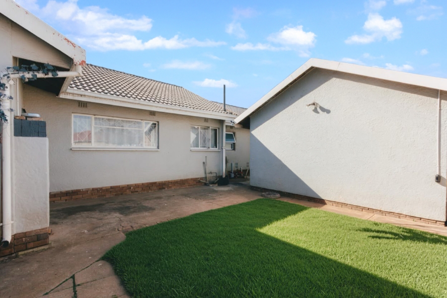 3 Bedroom Property for Sale in Ontdekkerspark Gauteng