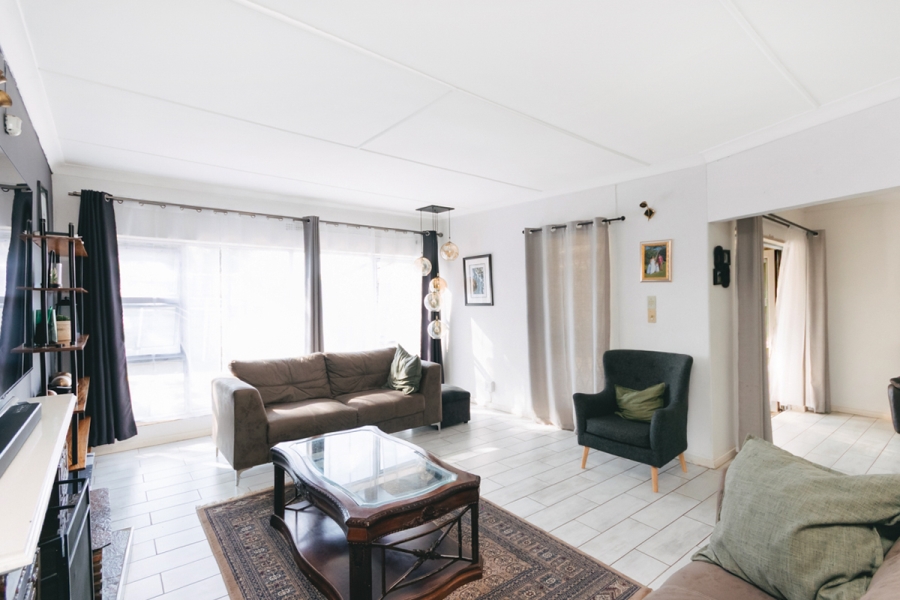 3 Bedroom Property for Sale in Ontdekkerspark Gauteng
