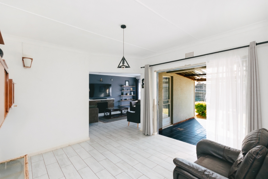 3 Bedroom Property for Sale in Ontdekkerspark Gauteng