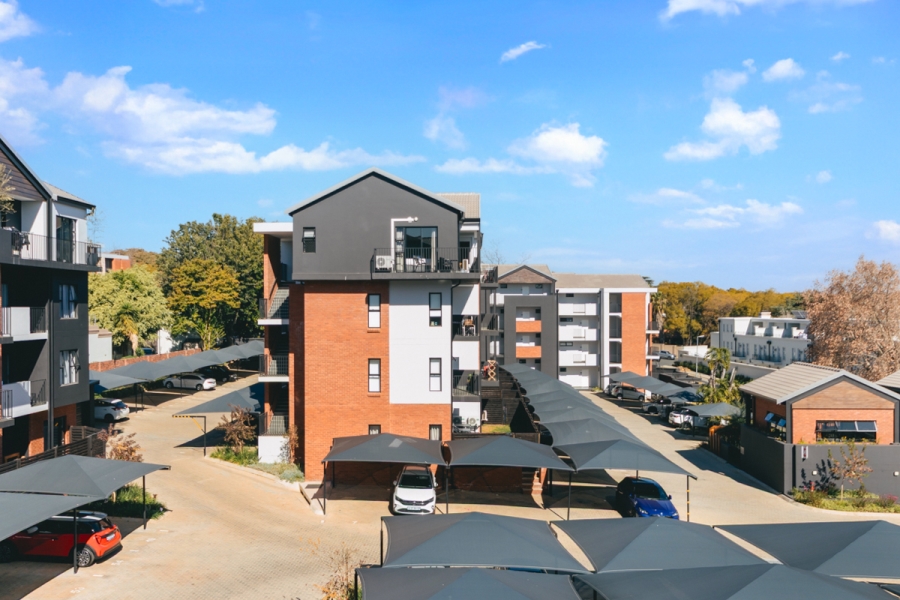 1 Bedroom Property for Sale in Bryanston Gauteng