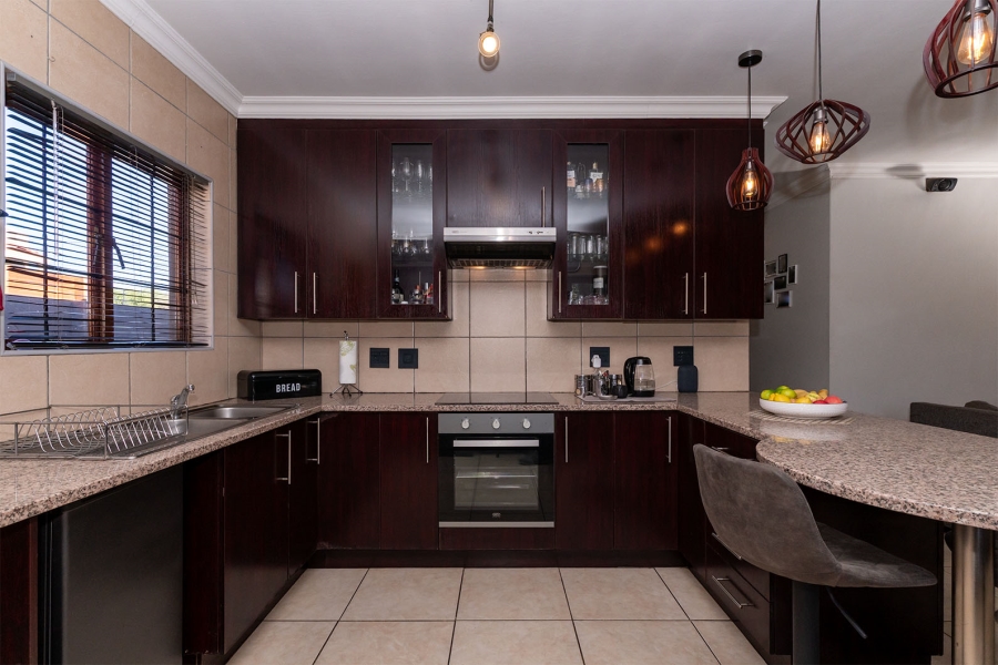 3 Bedroom Property for Sale in Brentwood Park Gauteng