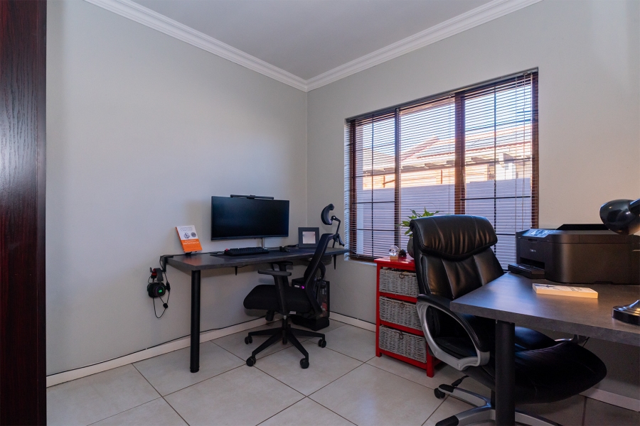 3 Bedroom Property for Sale in Brentwood Park Gauteng