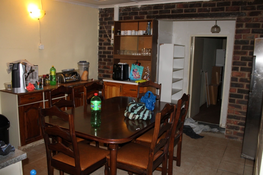 8 Bedroom Property for Sale in Mooilande Gauteng