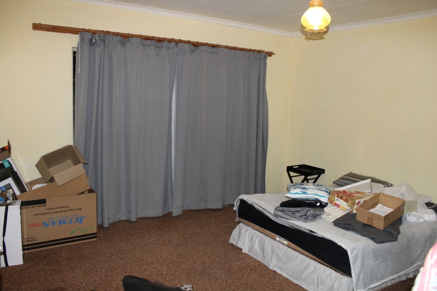 8 Bedroom Property for Sale in Mooilande Gauteng