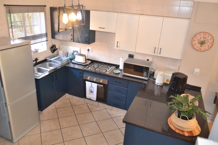 2 Bedroom Property for Sale in Amberfield Gauteng