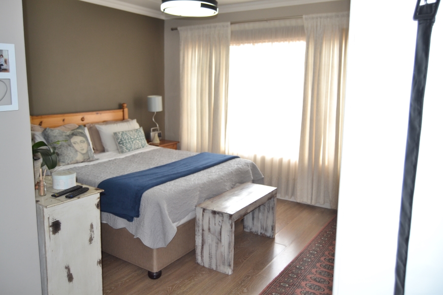 2 Bedroom Property for Sale in Amberfield Gauteng