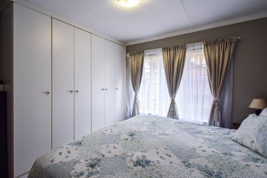 3 Bedroom Property for Sale in Sinoville Gauteng