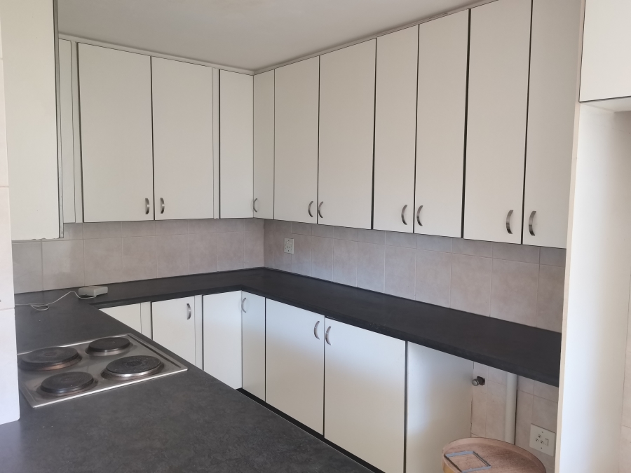 To Let 4 Bedroom Property for Rent in Highlands North Gauteng