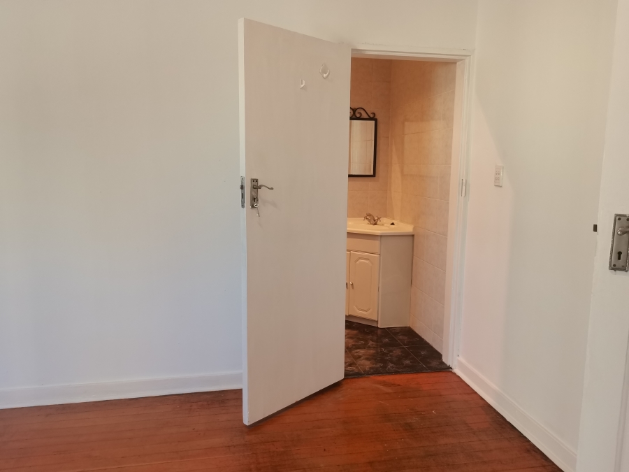 To Let 4 Bedroom Property for Rent in Highlands North Gauteng