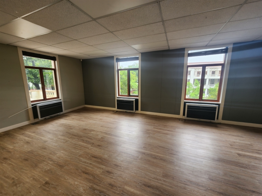 To Let Commercial Property for Rent in Strathavon Gauteng