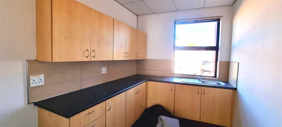 To Let Commercial Property for Rent in Paulshof Gauteng