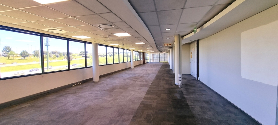 To Let Commercial Property for Rent in Woodmead Gauteng