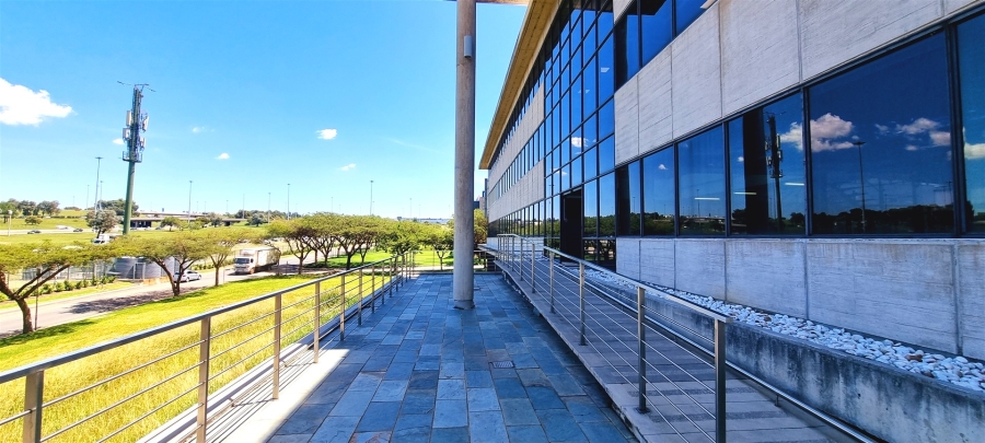 To Let Commercial Property for Rent in Woodmead Gauteng