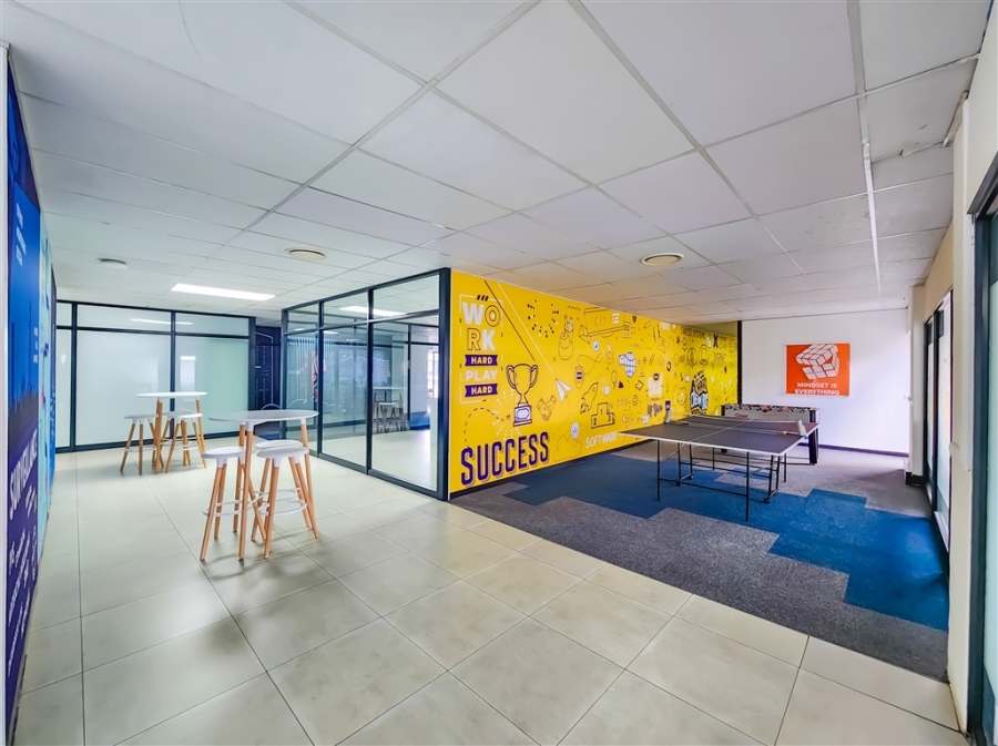 To Let Commercial Property for Rent in Strubensvallei Gauteng