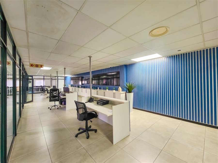 To Let Commercial Property for Rent in Strubensvallei Gauteng