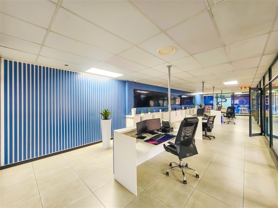 To Let Commercial Property for Rent in Strubensvallei Gauteng