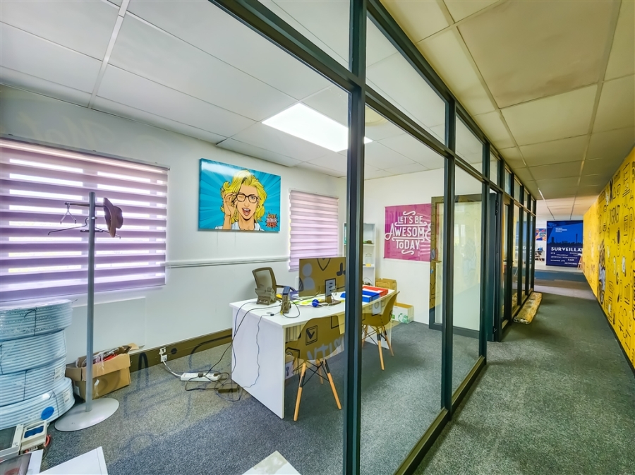 To Let Commercial Property for Rent in Strubensvallei Gauteng